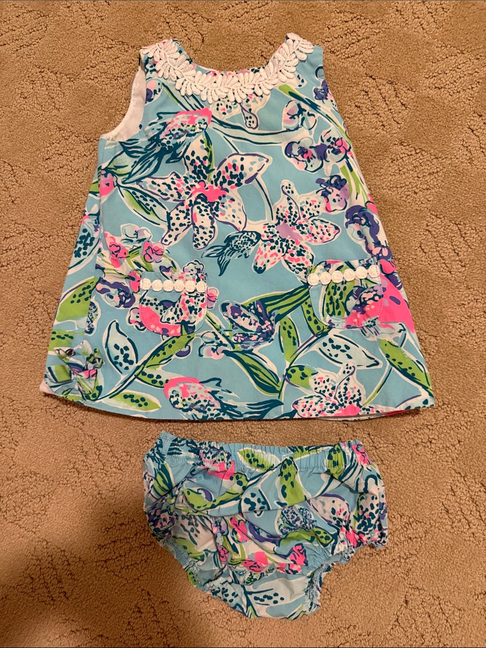 Lilly Pulitzer Floral Blue Sleeveless Baby Dress with Blooming Print 18-24mos